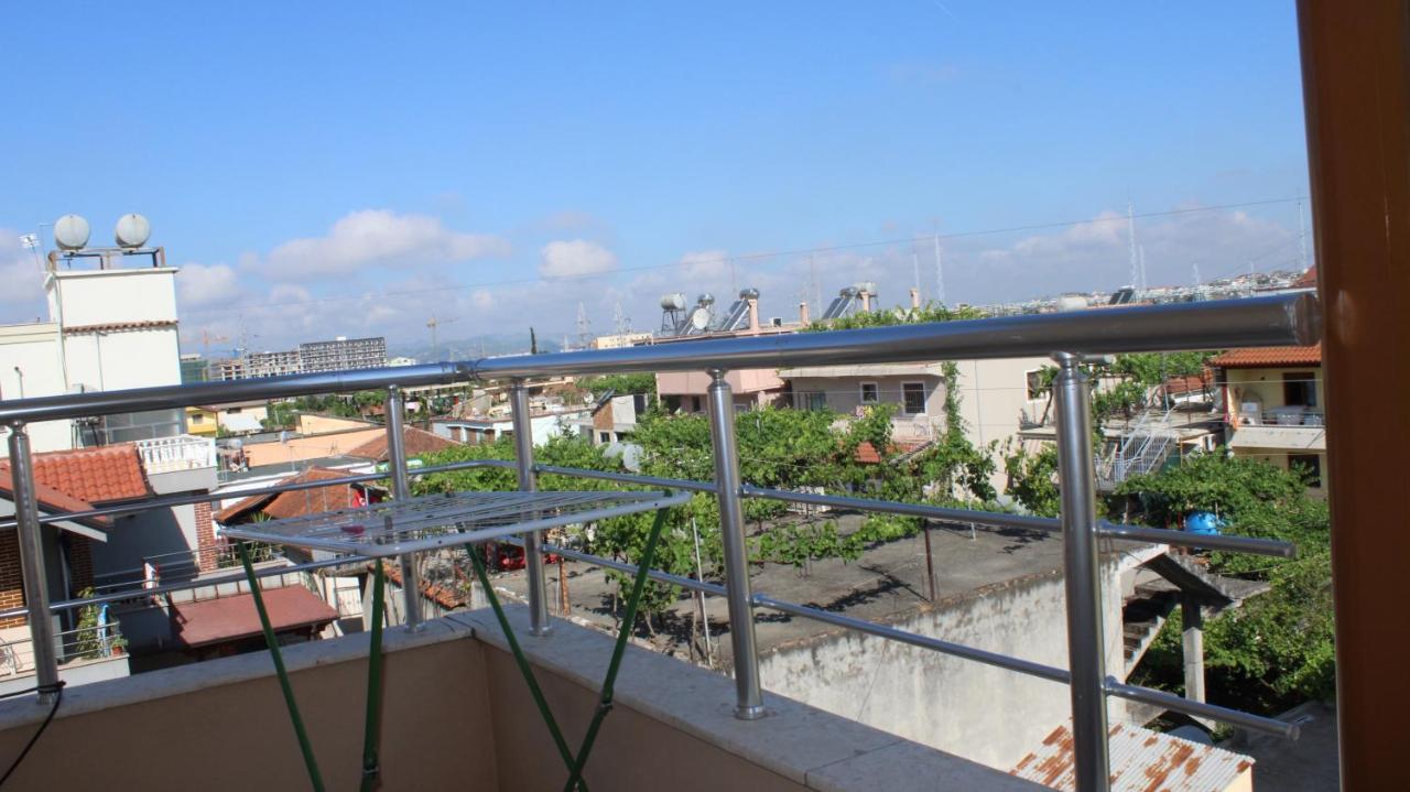 Deni'S Family Apartment In New Blvd Тирана Экстерьер фото