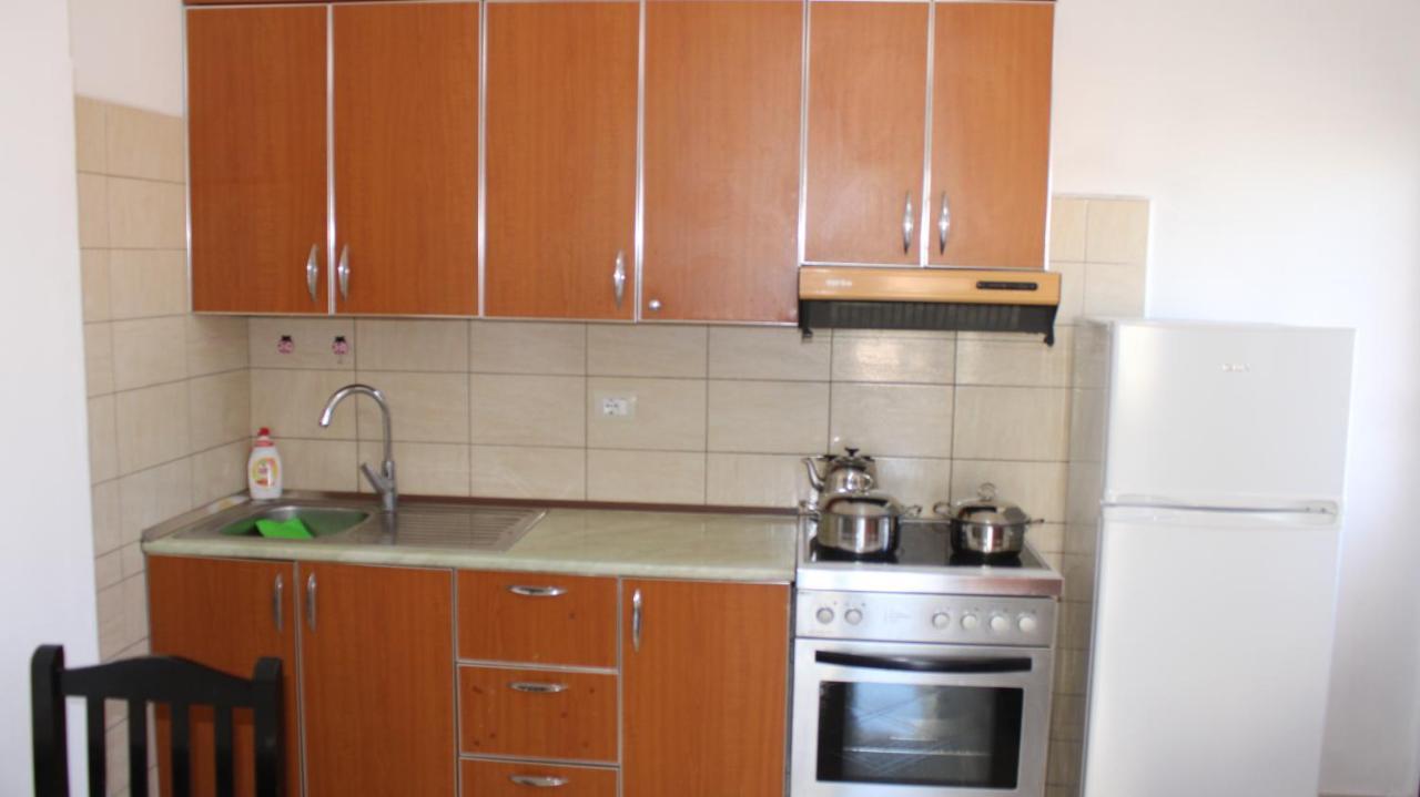Deni'S Family Apartment In New Blvd Тирана Экстерьер фото