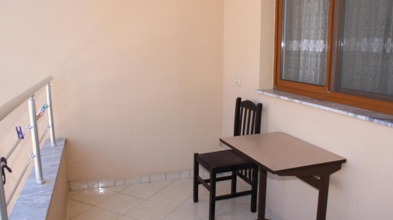 Deni'S Family Apartment In New Blvd Тирана Экстерьер фото